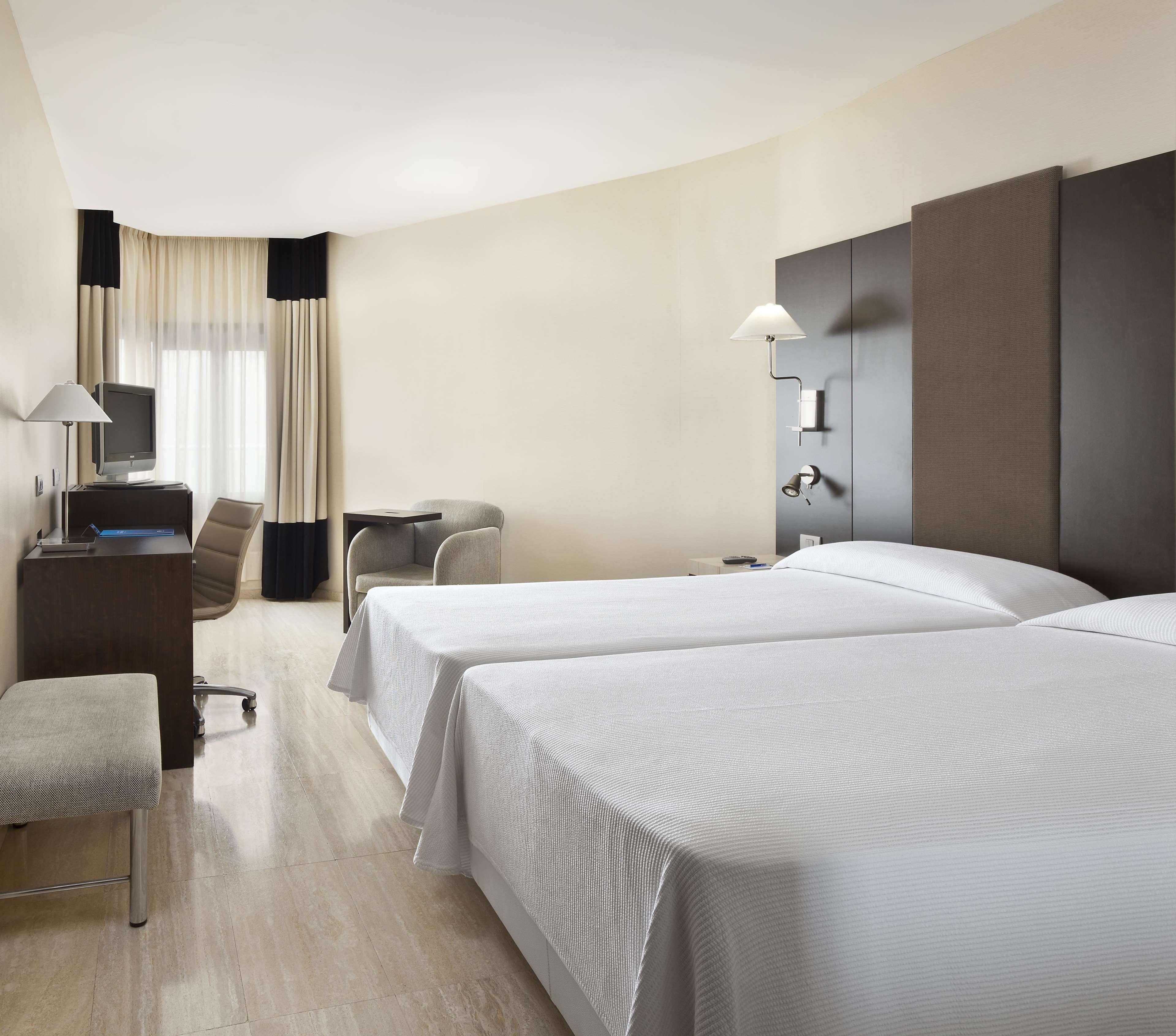 Nh Imperial Playa 4*